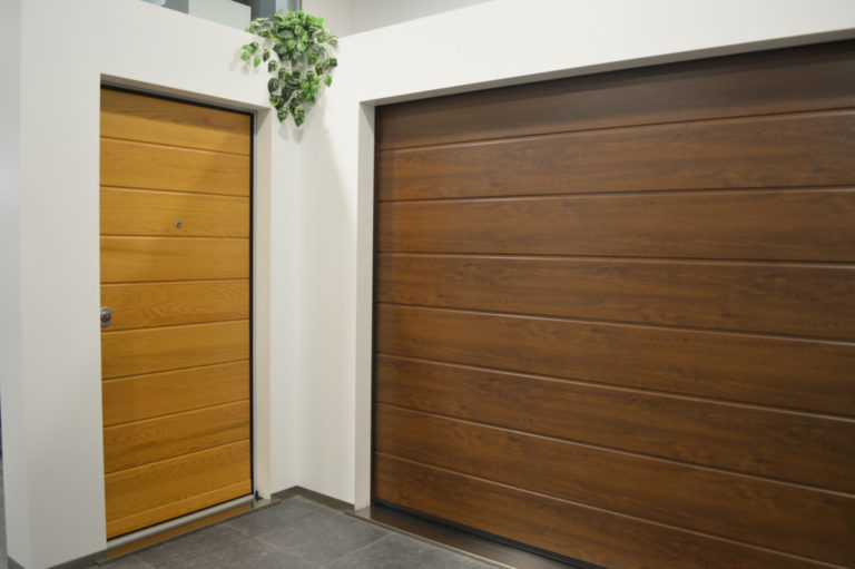 Porta da garage sezionale e blindato