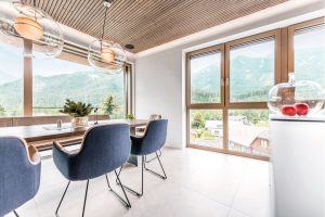 foto-copertina-HF520-300x200  